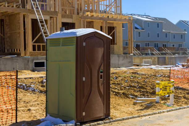 Best Portable restroom trailer rental  in Ravenna, MI